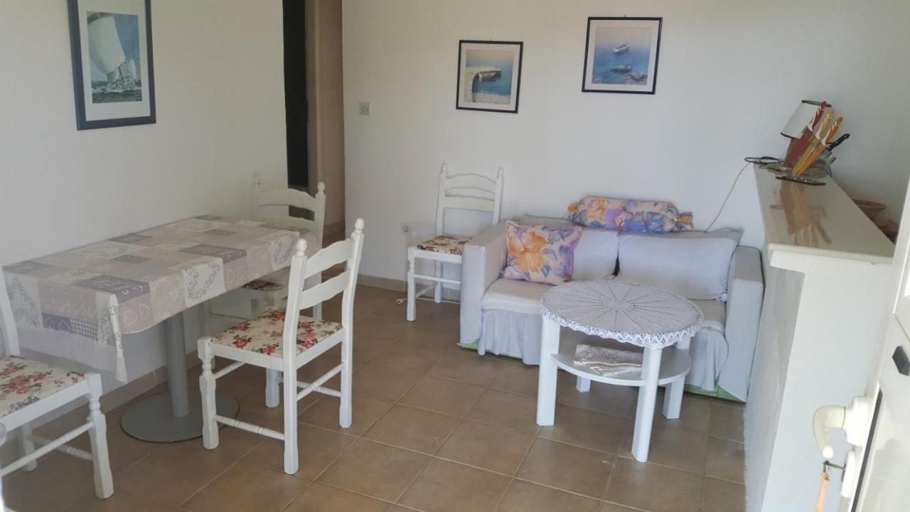 Apartments By The Sea Sevid, Trogir - 16897 مارينا المظهر الخارجي الصورة