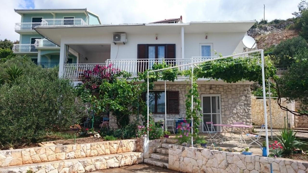 Apartments By The Sea Sevid, Trogir - 16897 مارينا المظهر الخارجي الصورة